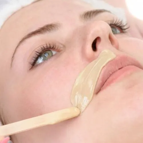 وکس صورت در دوران قاعدگی ضرر دارد؟