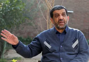 ضرغامی شلوارش را هدیه داد +فیلم