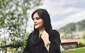 تخریب شیشه مزار مهسا امینی + عکس