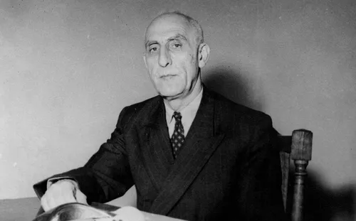 آیا مصدق پیشنهاد آمریکا (شراکت ۵۰-۵۰) را رد کرد؟