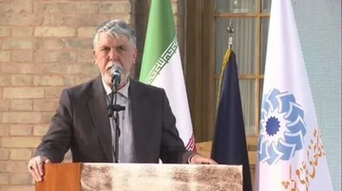 توضیحات وزیر ارشاد درخصوص رفع ممنوع الکاری هنرمندان