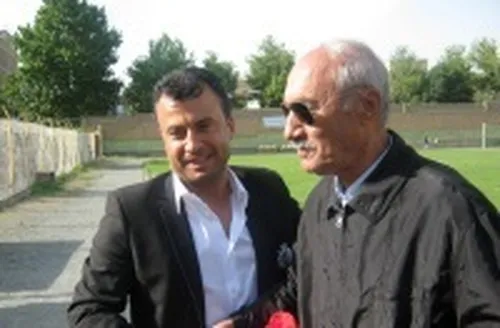 کنایه سنگین یک پرسپولیسی به عیسی آل کثیر