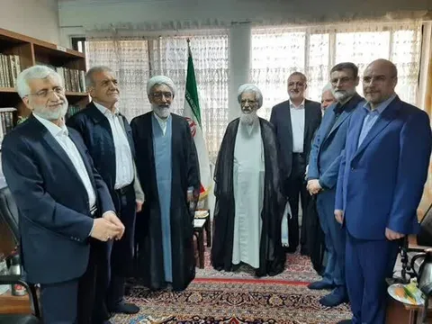 دیدار ۶ کاندیدای انتخابات ریاست جمهوری با آیت‌الله موحدی کرمانی