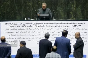 تصاویری از جنب و جوش نمایندگان در مجلس