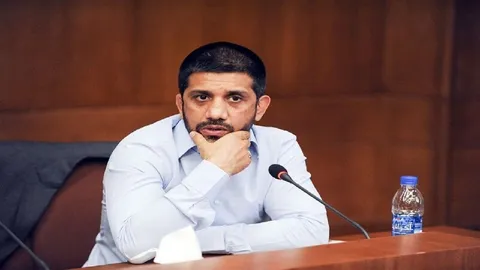 علیرضا دبیر نایب رئیس و عضو هیئت رئیسه شورای کشتی آسیا شد