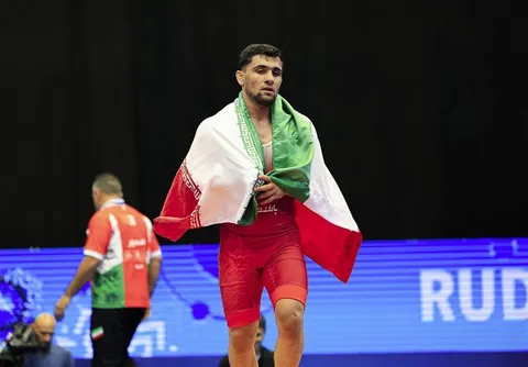 کشتی فرنگی زیر ۲۳ سال قهرمان جهان شد+ عکس