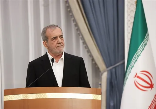 پزشکیان: وزیر ارتباطات درحال برنامه‌ریزی برای از بین‌بردن چهارچوب‌های فیلترینگ هستند