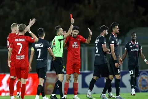 پرسپولیس به دنبال خلوت کردن نیمکت