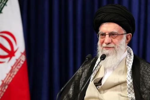 دیدار احساسی کودکان خردسال با رهبر انقلاب