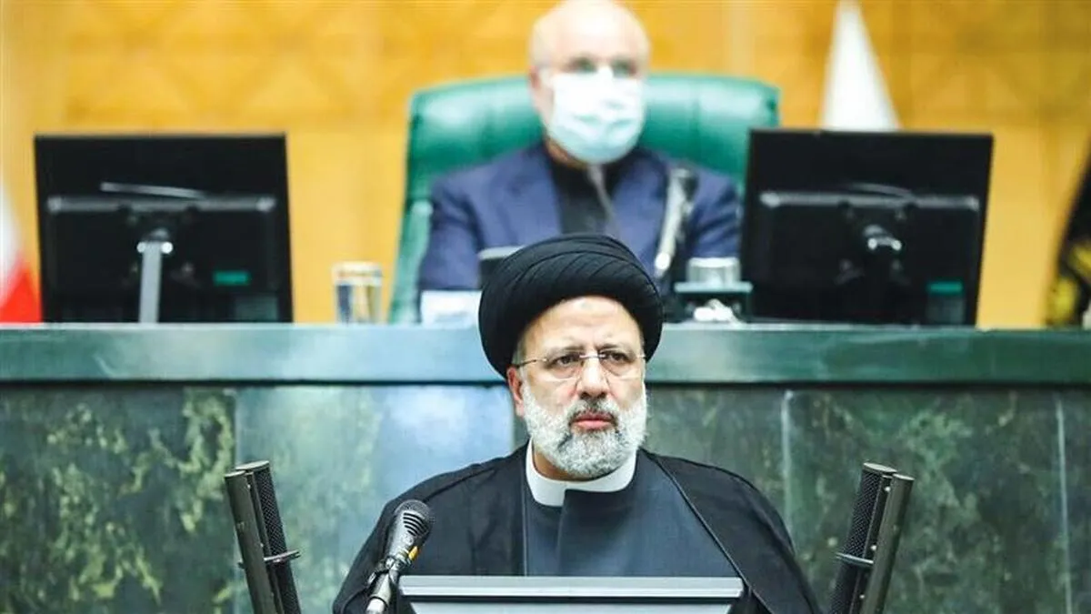 تمجید رئیس‌جمهوری از فولاد مباركه در زمینه ساخت نیروگاه، خودتأمینی و جداسازی برق صنایع از برق خانگی