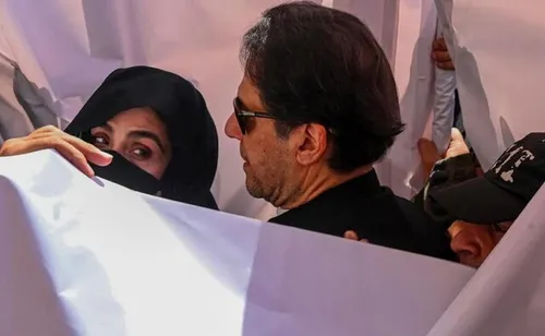 همسر عمران خان از حصر خانگی به زندان منتقل می&zwnj;شود