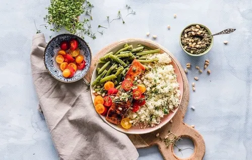 بهترین رژیم غذایی برای درمان نقرس؛ چه بخوریم و چه نخوریم؟