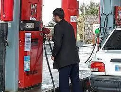 پیشنهاد سهمیه&zwnj;بندی جدید و سه&zwnj;نرخی شدن بنزین در ایران