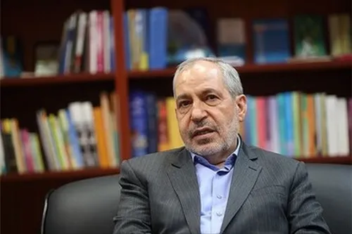 رییسی مرا نوازش می‌کرد