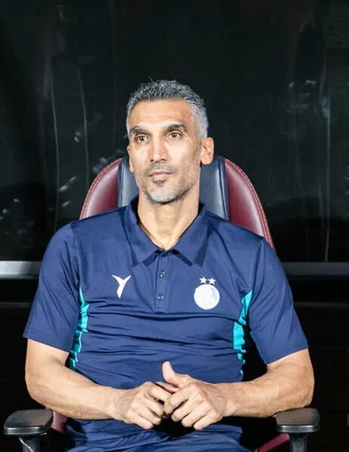 هاشمی نسب: به جای دخالت، از حق استقلال دفاع کنید