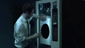 فیلم کوتاه حفره‌ی سیاه (Black Hole)