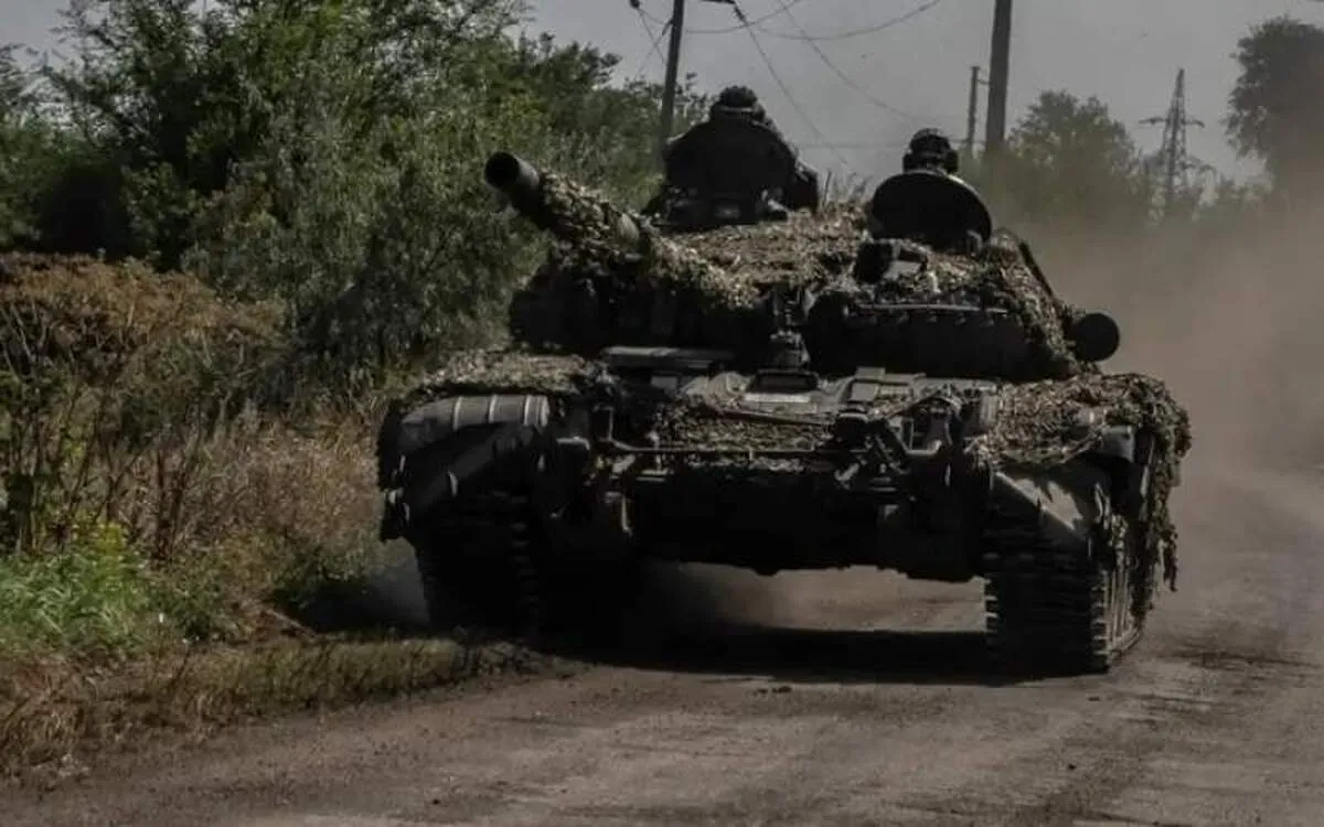 روسیه با قوانین سخت‌گیرانه خود را برای جنگی طولانی آماده می‌کند