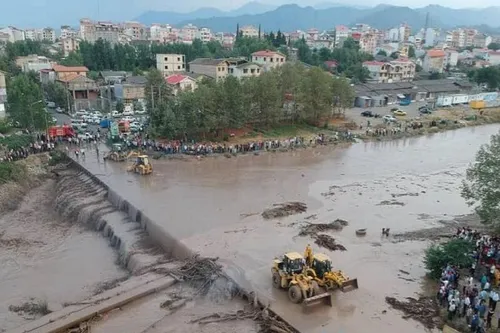 اردبیل، آذربایجان غربی و شرقی درگیر سیل و آب&zwnj;گرفتگی؛ فوت یک تن در مشکین&zwnj;شهر