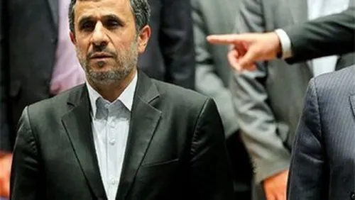 بالاخره احمدی نژاد هم ثبت نام کرد سخنرانی هم کرد!
