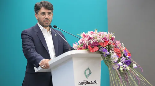عارف در هفته دولت با معاونان اول سابق و خانواده‌هایشان دیدار کرد