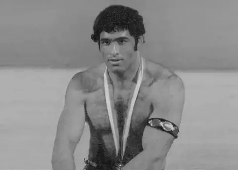 رضا سوخته سرایی، قهرمان سابق کشتی ایران درگذشت