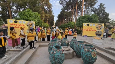 پویش کودکانه زنبوربانان کوچک در یزد