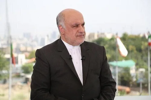 عکس سفیر ایران و همسرش در کالسکه سلطنتی انگلیس