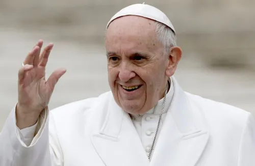 چه کسانی برای بدرقه پاپ آمده بودند؟