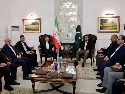 دیدار عراقچی با نماینده آمریکا صورت می‌گیرد؟