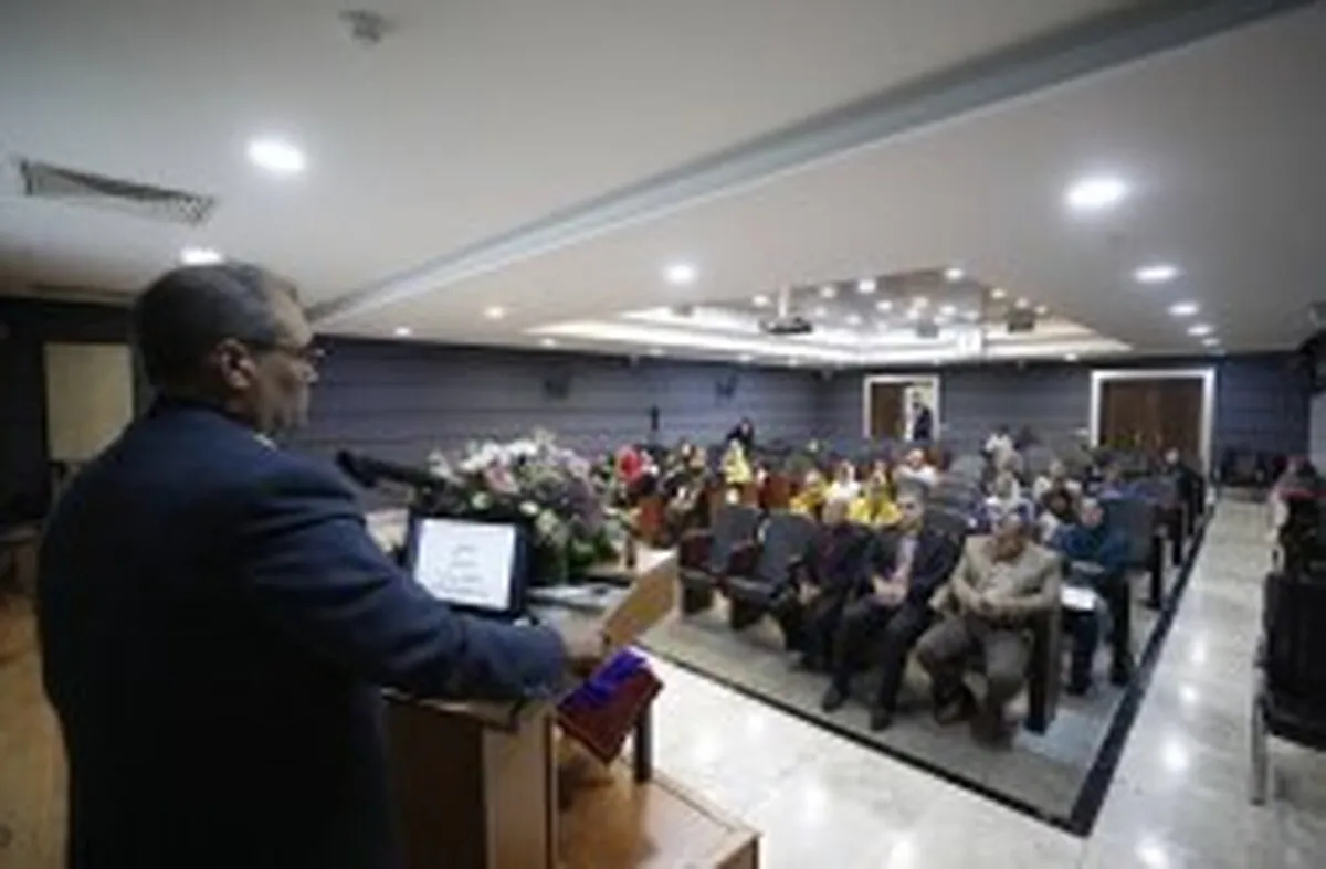 بررسی مزیت‌های تولید و عرضه صنایع دستی در کیش