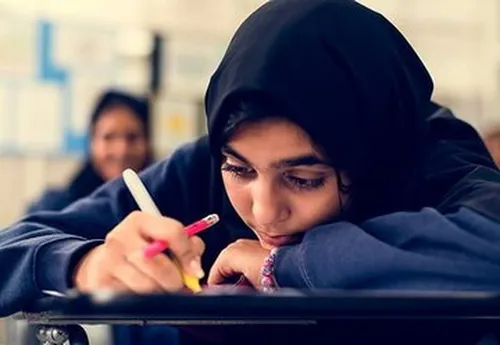 رنگ&zwnj;بندی معدل دانش&zwnj;آموزان در وضعیت قرمز؛ همه بی&zwnj;انگیزه هستند