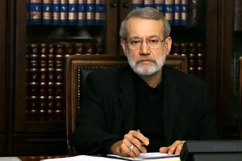 رهبر انقلاب: ادعای ترامپ درمورد آمادگی برای مذاکره و نامه، فریب افکار عمومی دنیاست