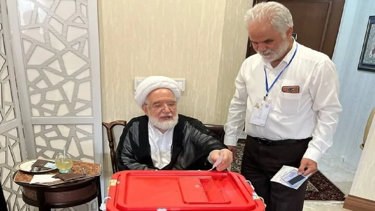 مهدی کروبی رأی خود را به صندوق انداخت