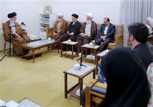 رهبری آمد