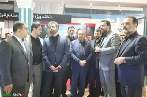 بازدید وزیر کار و امور اجتماعی عراق از غرفه سازمان منطقه آزادکیش