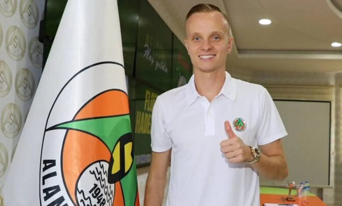 اولین خرید خارجی پرسپولیس توسط کارتال