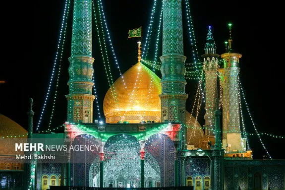 دسته شادی اهالی کربلا در حرم حضرت معصومه (س)