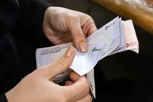 زمان دقیق واریز عیدی کارمندان دولت اعلام شد
