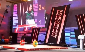 فیلم وزنه تاریخی و طلایی الهام حسینی در قهرمانی آسیا