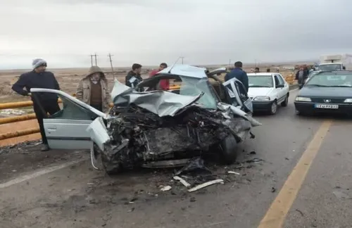 (ویدئو) نمایش جنون‌آمیز راننده پژو ۲۰۶ در سمنان
