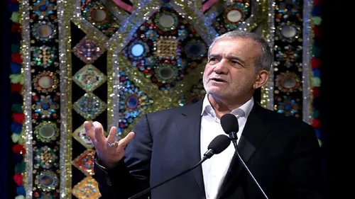 پزشکیان: وزیر ارتباطات درحال برنامه‌ریزی برای از بین‌بردن چهارچوب‌های فیلترینگ هستند