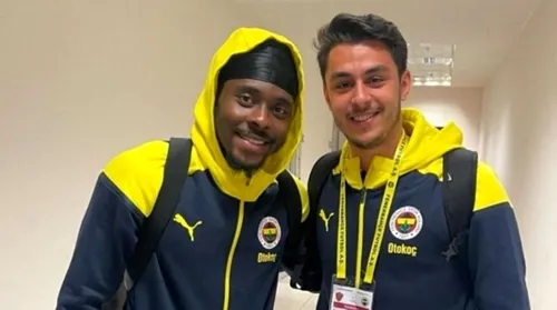 پسر کارتال سرخ پوش شد؟