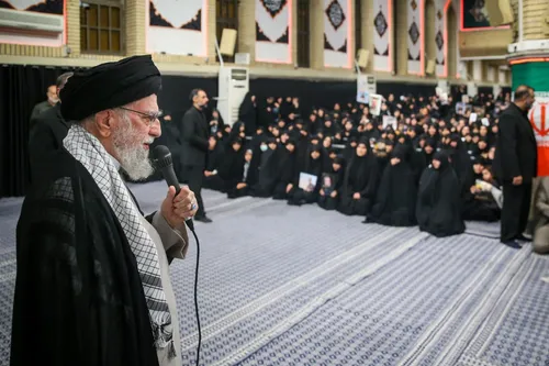 رهبر انقلاب: ادعای ترامپ درمورد آمادگی برای مذاکره و نامه، فریب افکار عمومی دنیاست