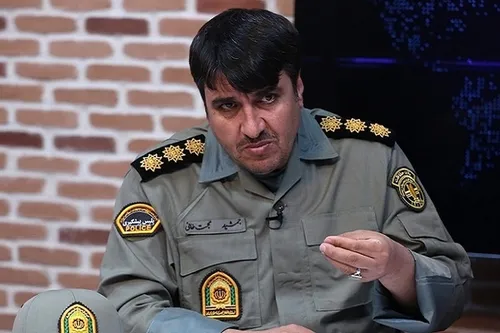 حمله وحشیانه یک سگ بولداگ به خانم کارآفرین در خیابان! + فیلم