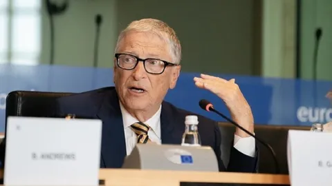 هوش مصنوعی هفته کاری را کاهش می‌دهد