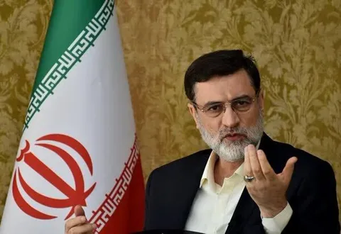 قاضی‌زاده هاشمی انصراف داد