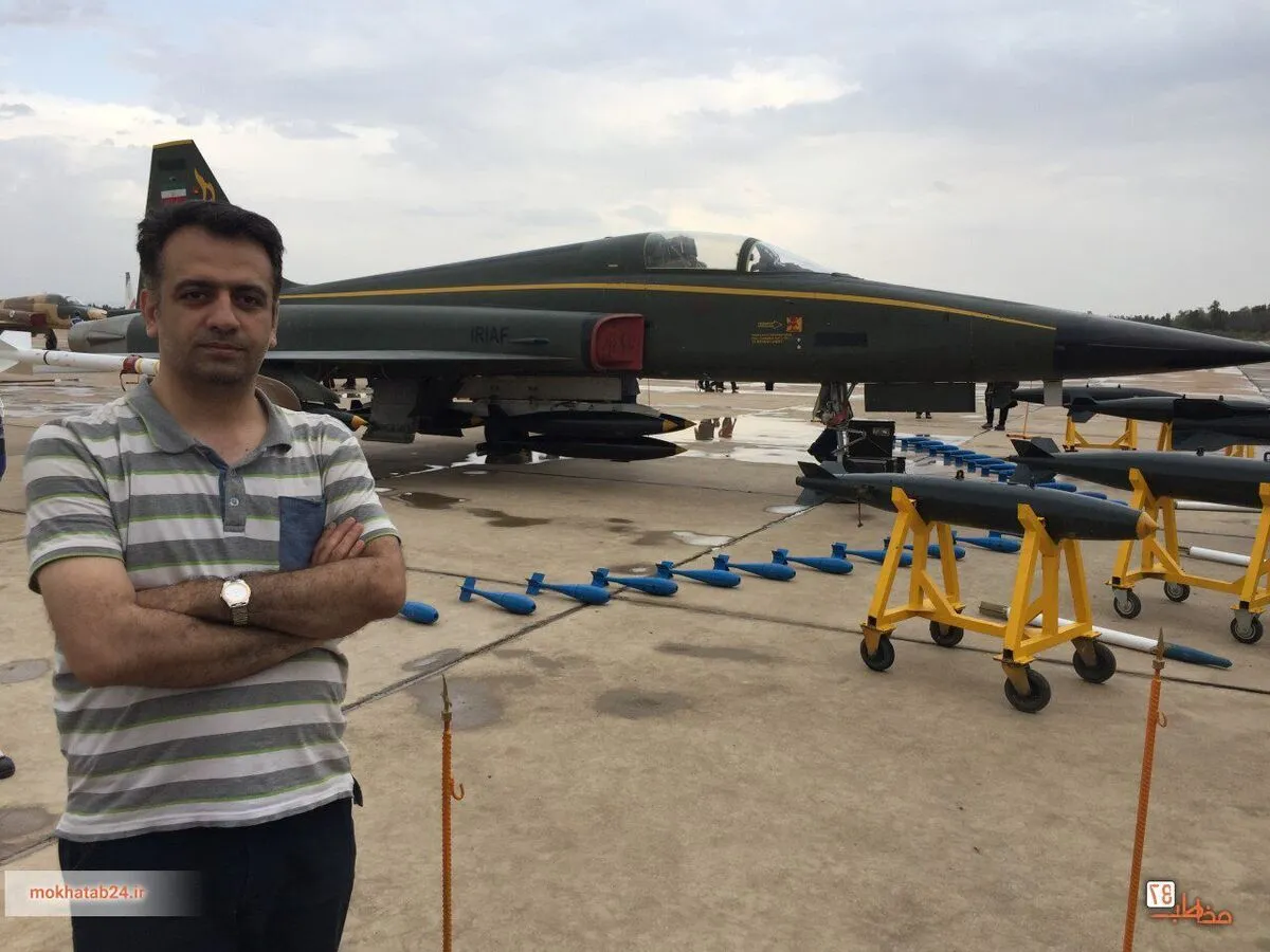 سایه بلند جنگنده بمب‌افکن ایرانی کوثر بر سر آسمان منطقه