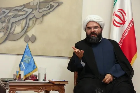 تحصن‌کنندگان قانون حجاب از سمت برخی افراد پول دریافت می‌کنند؟ حقیقت دارد؟