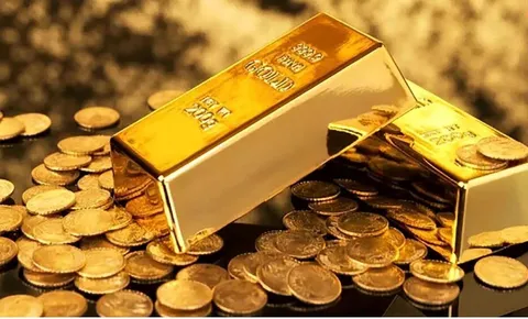 طلای ۱۸ عیار و سکه امامی در مسیر رشد تاریخی؛ دلار همچنان اثرگذار