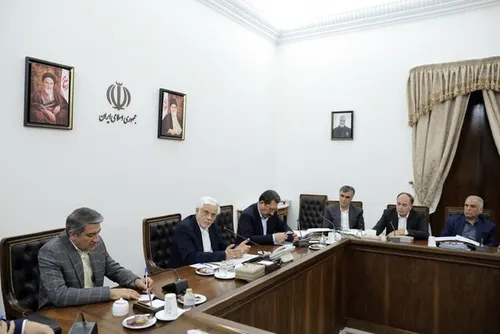 عارف: دولت وفاق ملی اجازه نمی&zwnj;دهد دسیسه&zwnj;ها برای برهم زدن آرامش بازار، اجرایی شود